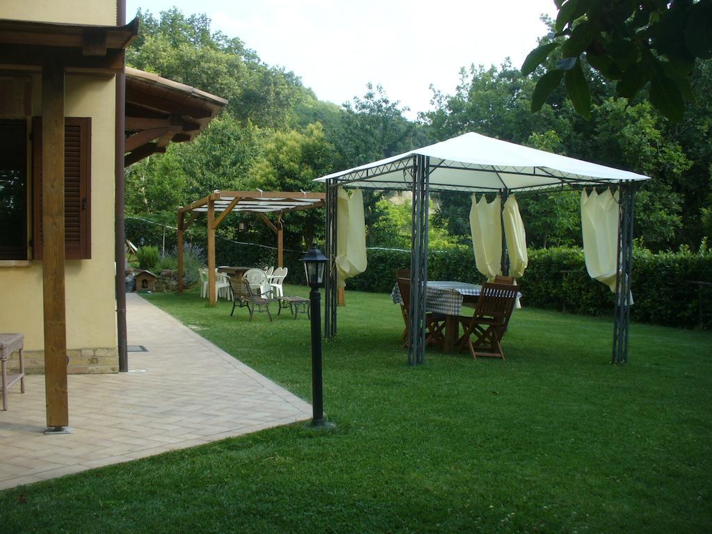 Вилла Agriturismo Il Sentiero Montalto delle Marche Экстерьер фото