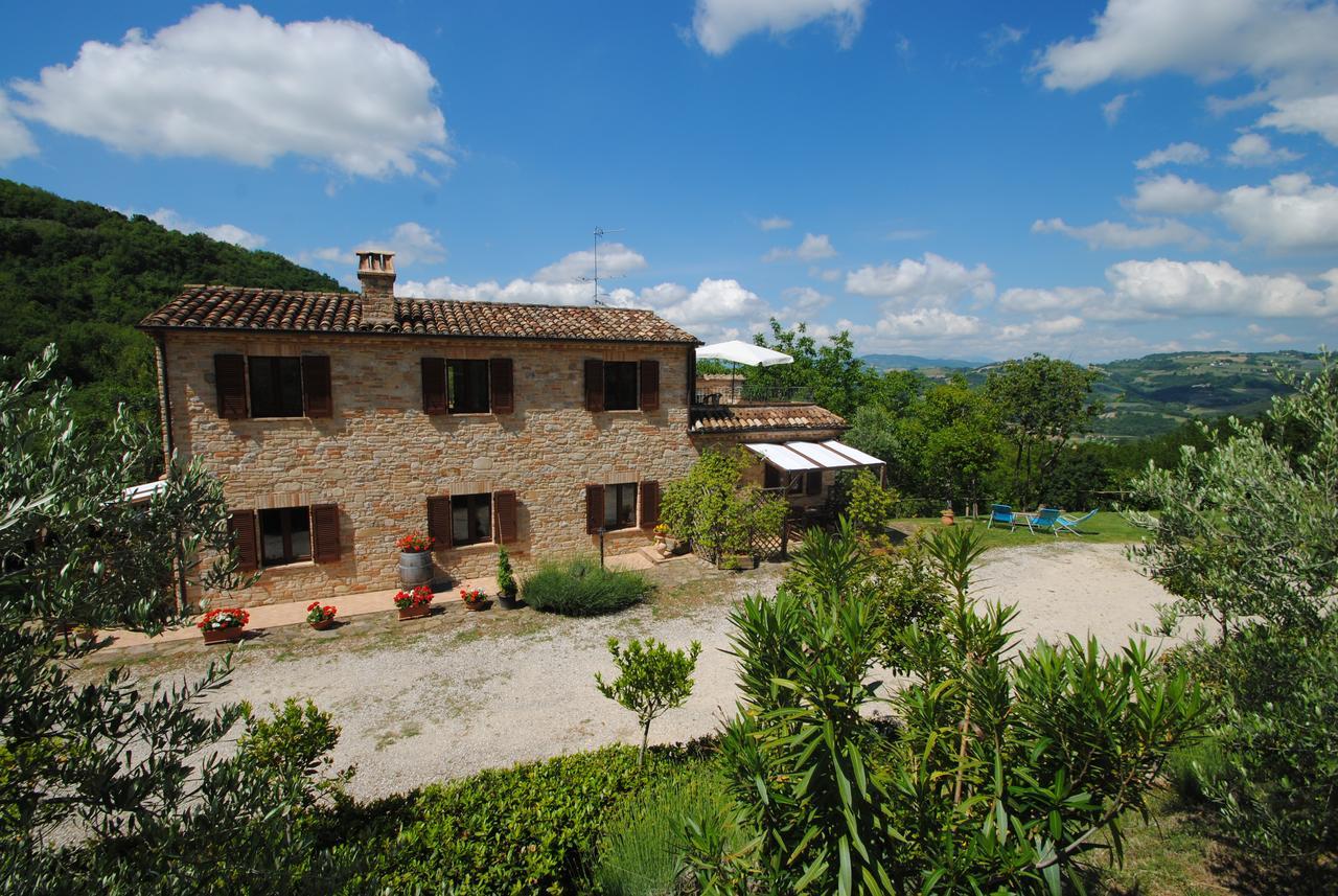 Вилла Agriturismo Il Sentiero Montalto delle Marche Экстерьер фото